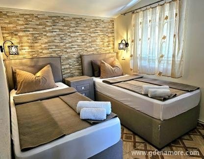 Apartmani "Bevanda", , Magán szállás a községben Buljarica, Montenegró - image_123650291 (2)